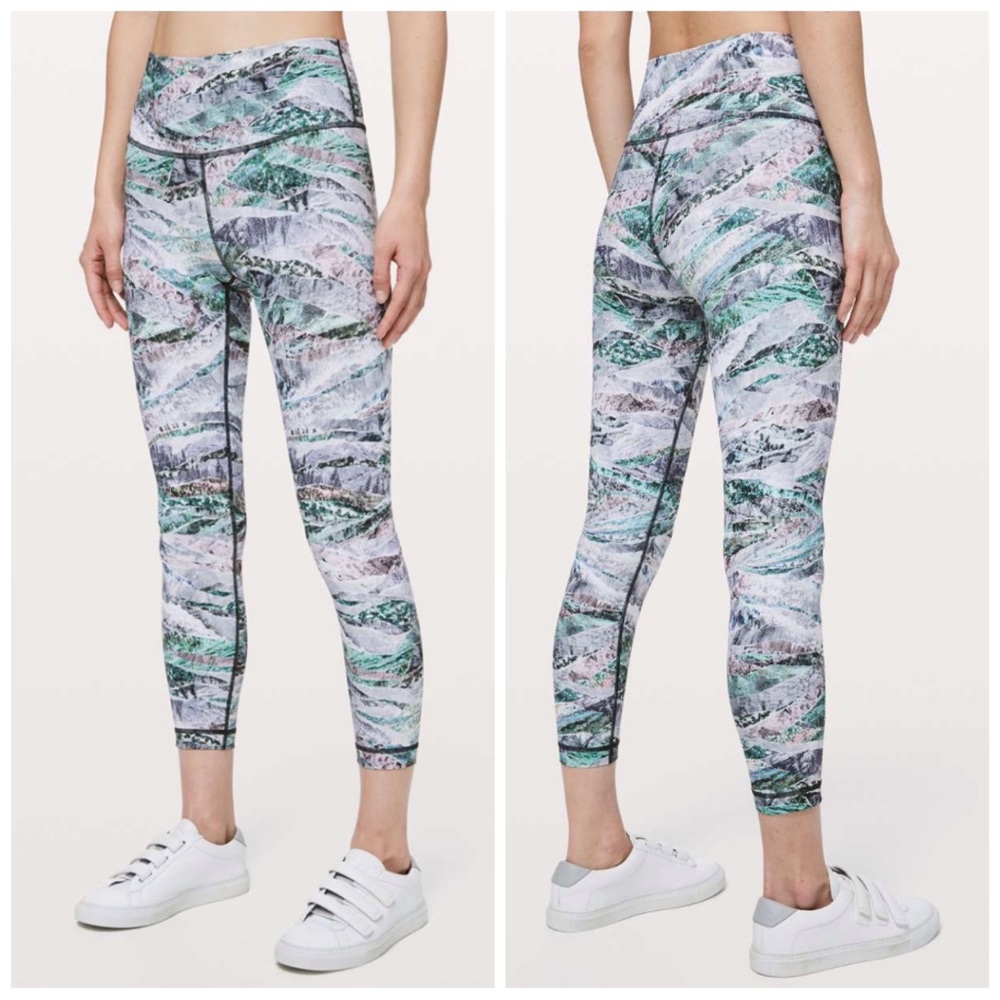 •LULULEMON• Wunder‎ Under High-Rise Tight 25" in Springscape Multi Size 2